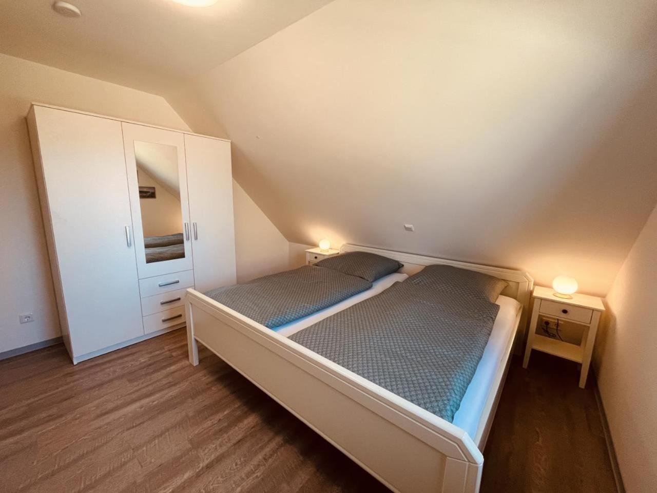 Holmblick - Boddenblick, Balkon, 2 Schlafzimmer, 4 Personen Born Ngoại thất bức ảnh