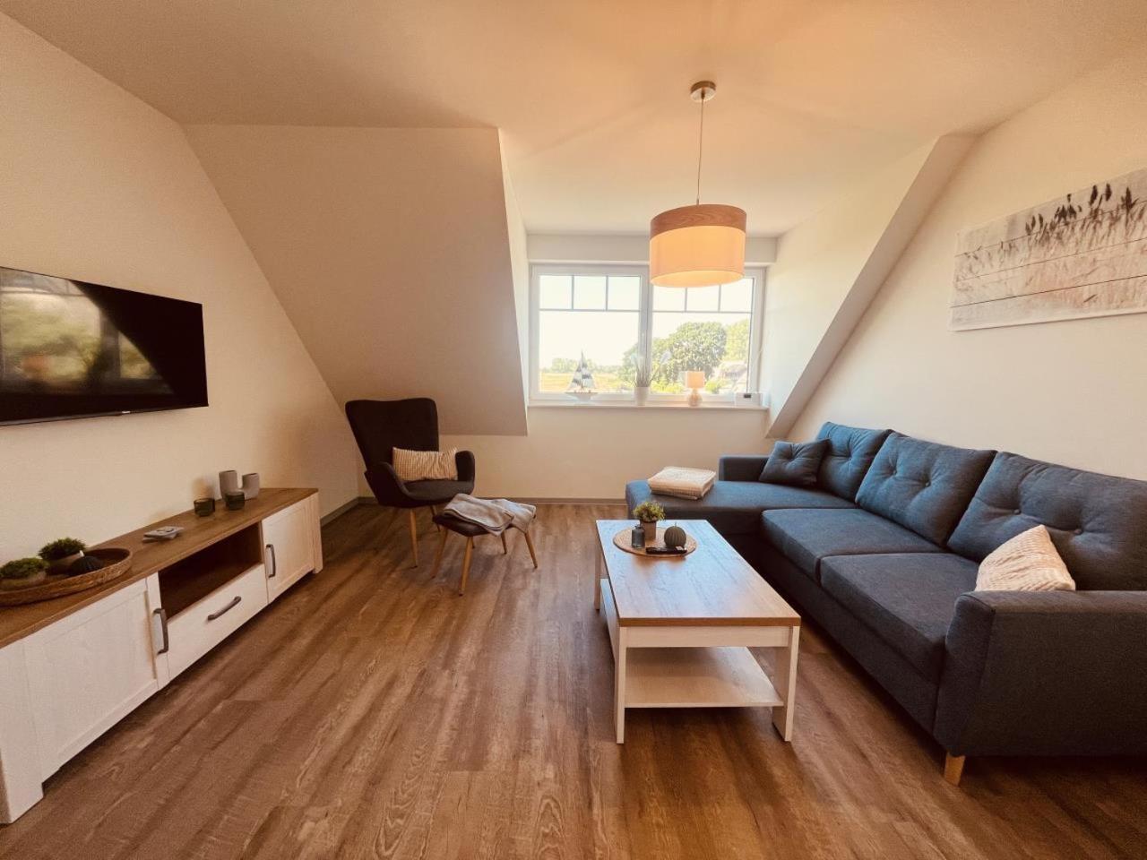 Holmblick - Boddenblick, Balkon, 2 Schlafzimmer, 4 Personen Born Ngoại thất bức ảnh